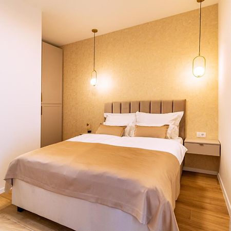 Luxury 2 Bedroom-2 Bathroom Apartment & Studio App With Rooftop Terrace Сплит Экстерьер фото