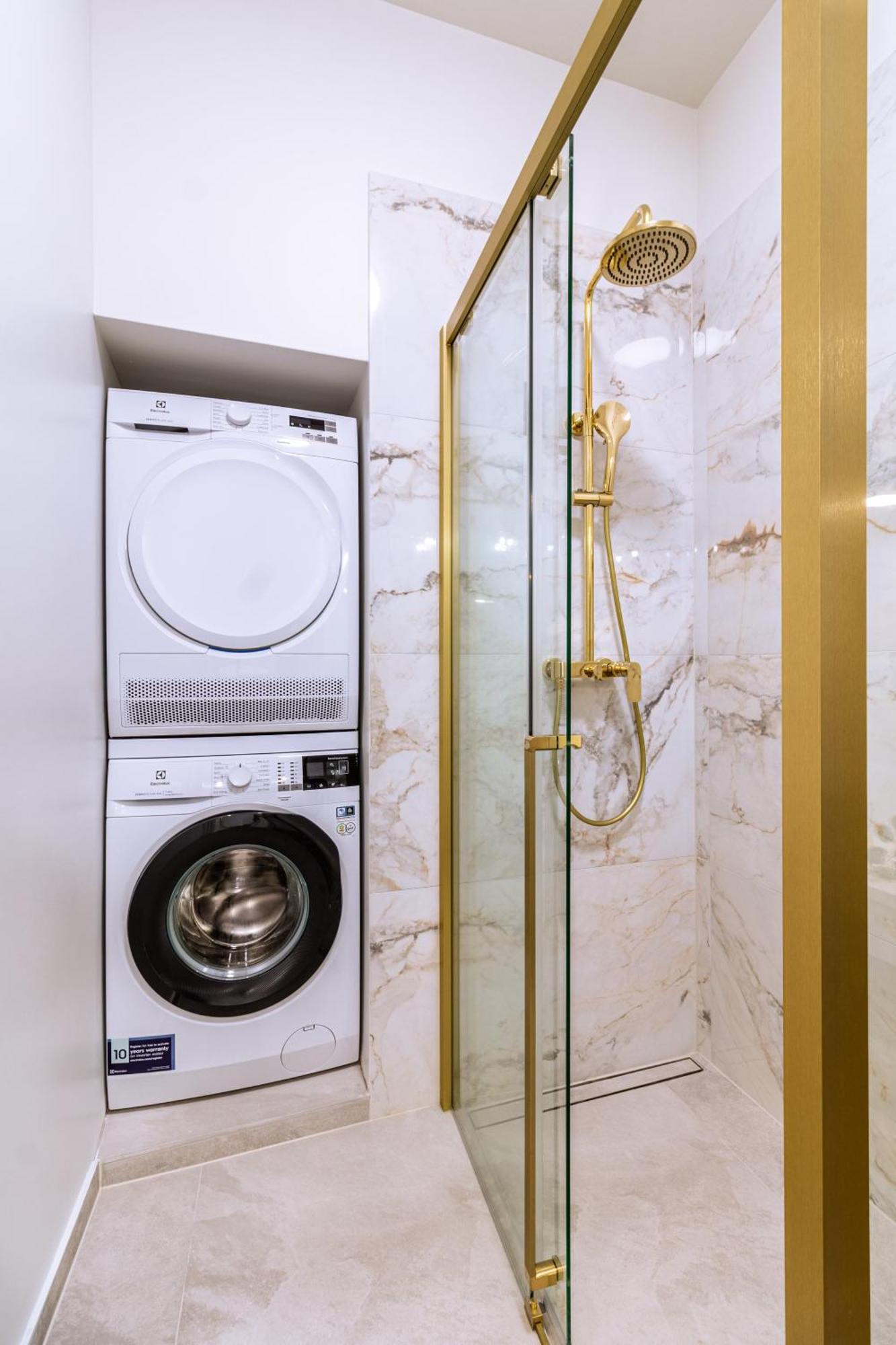 Luxury 2 Bedroom-2 Bathroom Apartment & Studio App With Rooftop Terrace Сплит Экстерьер фото